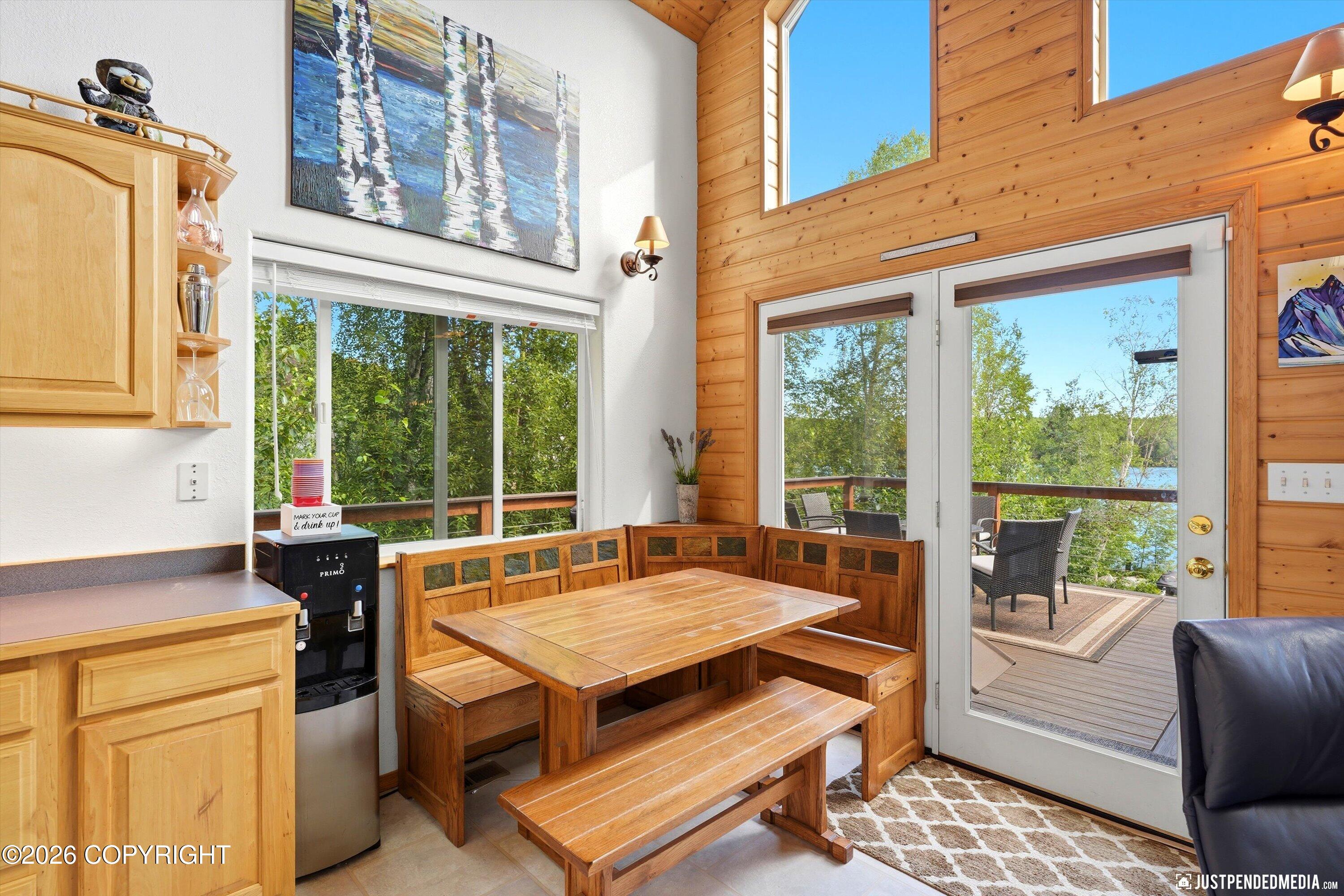 9815 N Rainbow Shores Road Property Photo 10