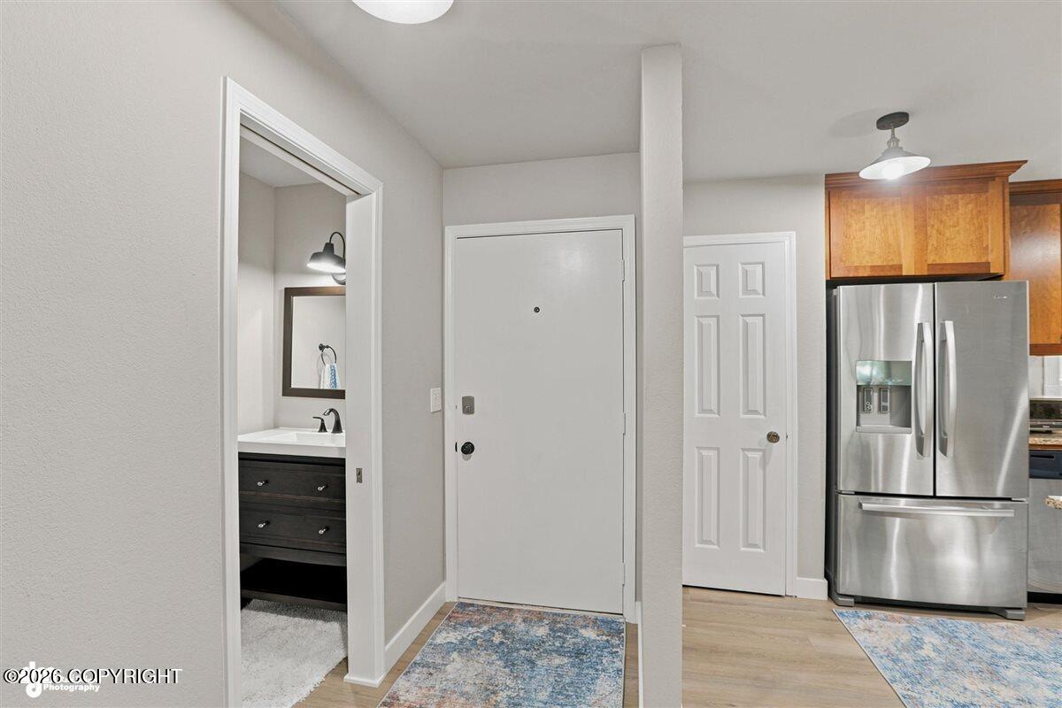2042 Eastridge Drive #18b-5 Property Photo 13
