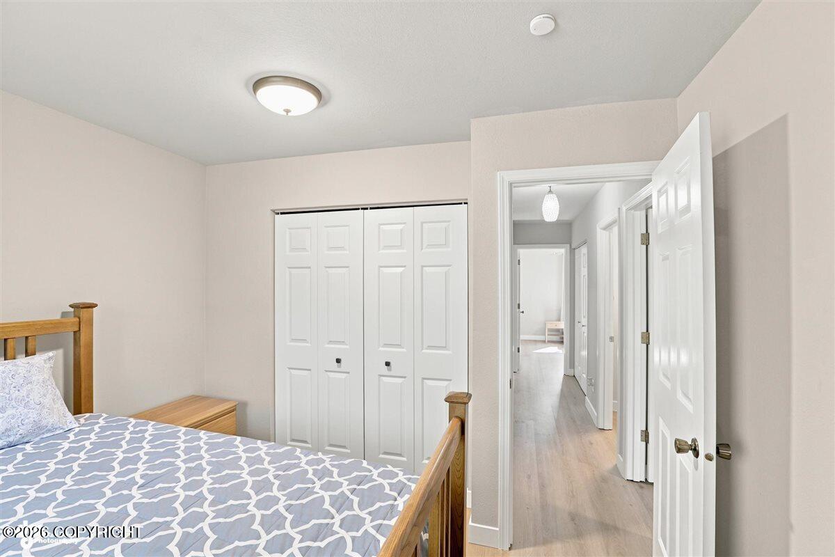 2042 Eastridge Drive #18b-5 Property Photo 17