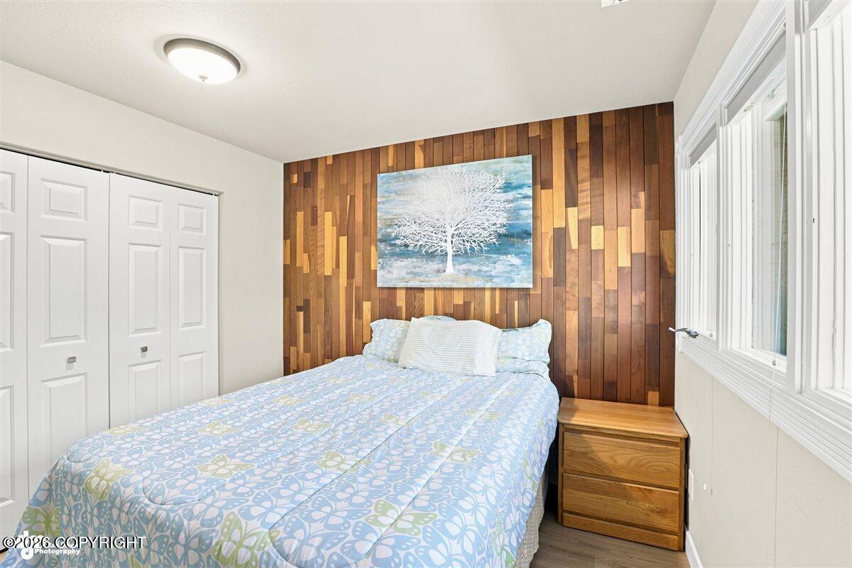 2042 Eastridge Drive #18b-5 Property Photo 20