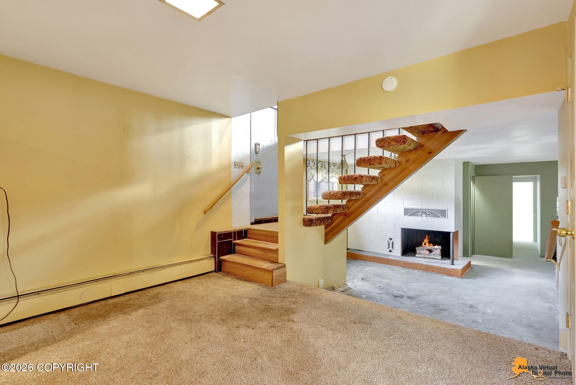 1306 E 26th Avenue Property Photo 16