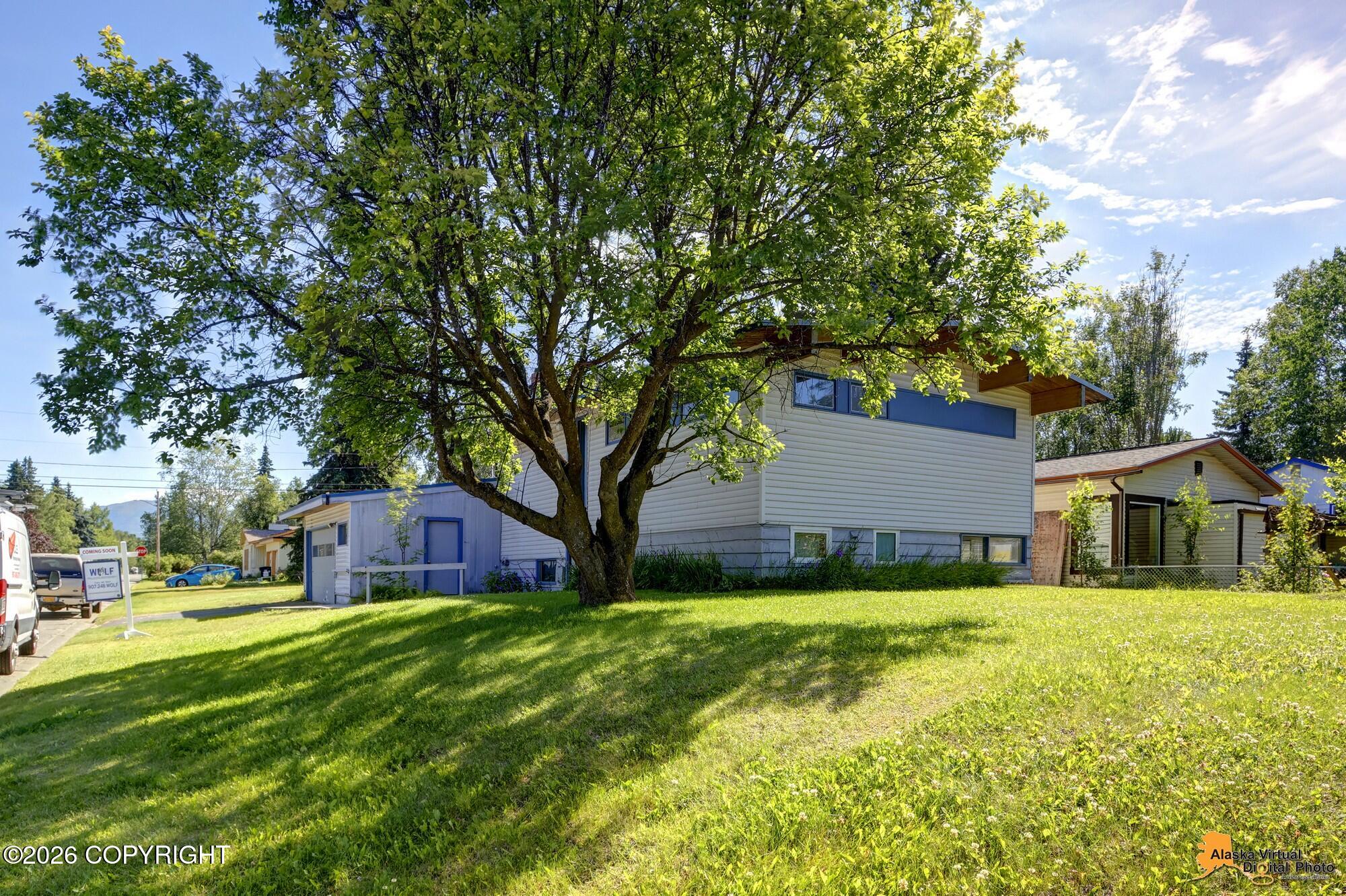 1306 E 26th Avenue Property Photo 35