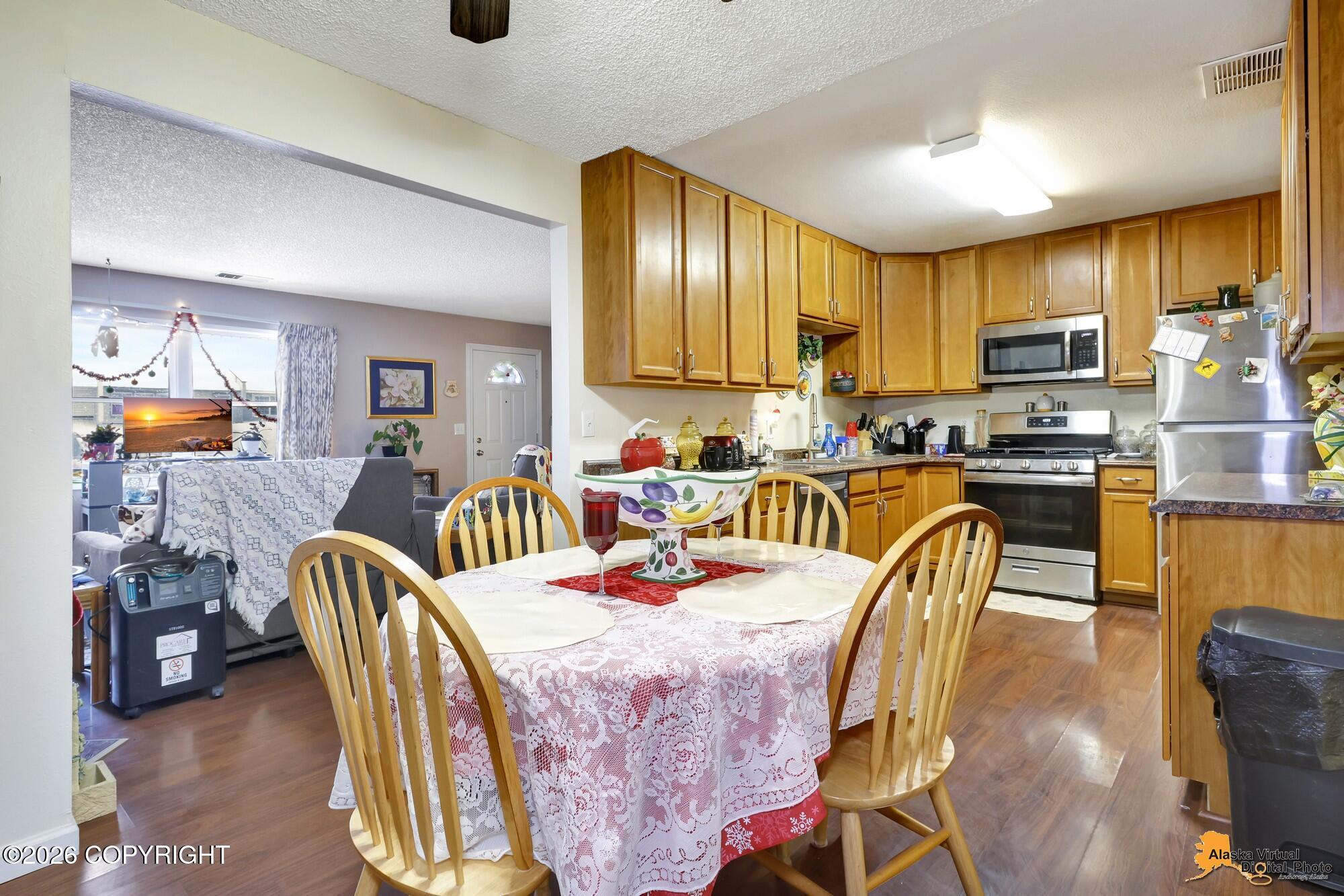 1271 Elegante Lane Property Photo 10
