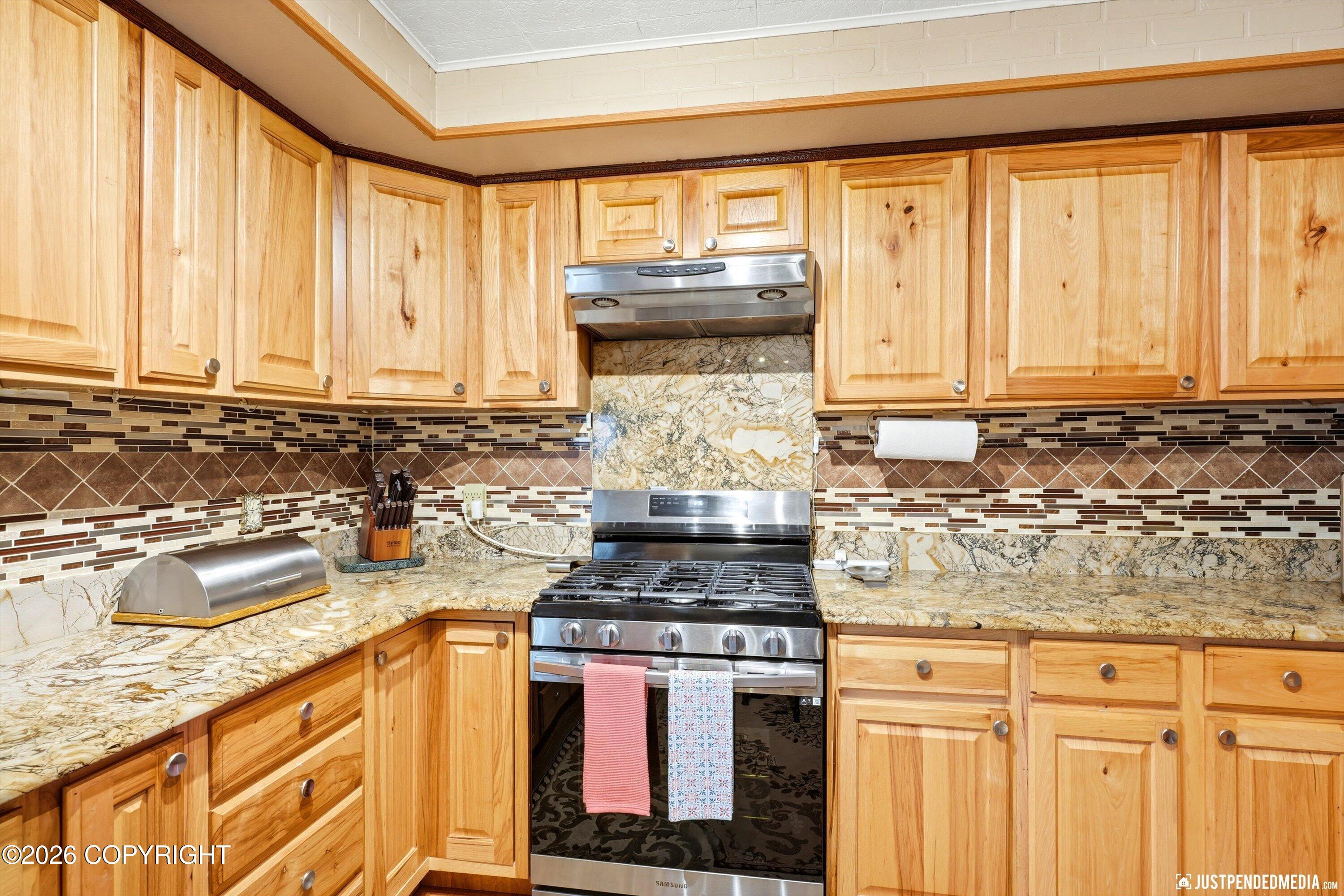 6901 Trafford Drive Property Photo 16