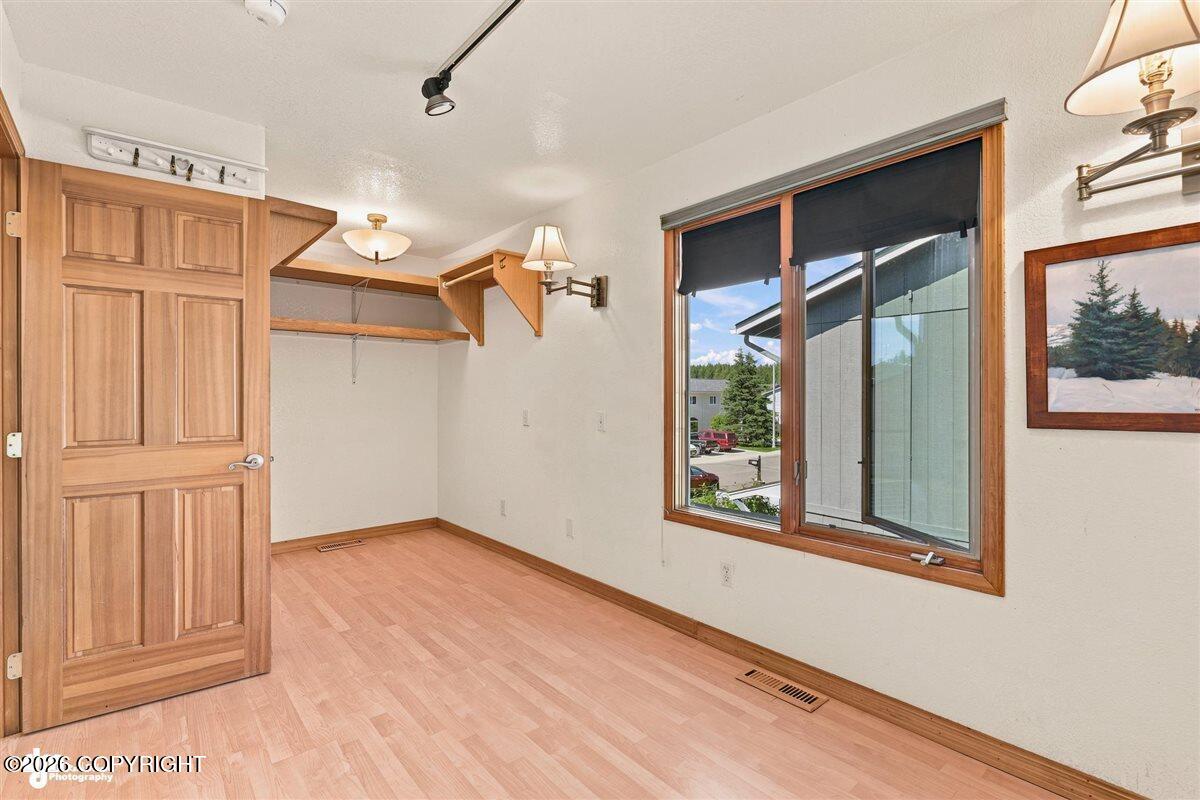 1611 Early View Drive #23 Property Photo 33