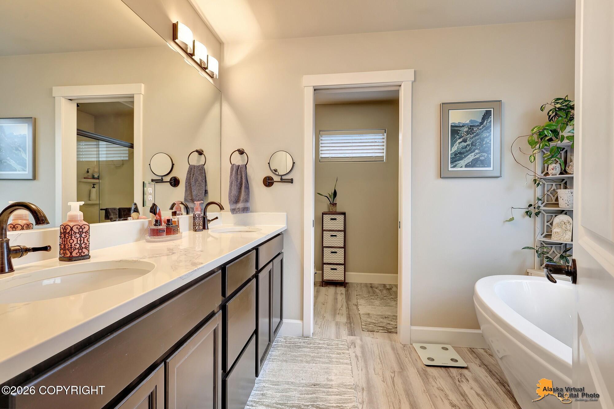 8102 Grayhawk Circle Property Photo 38