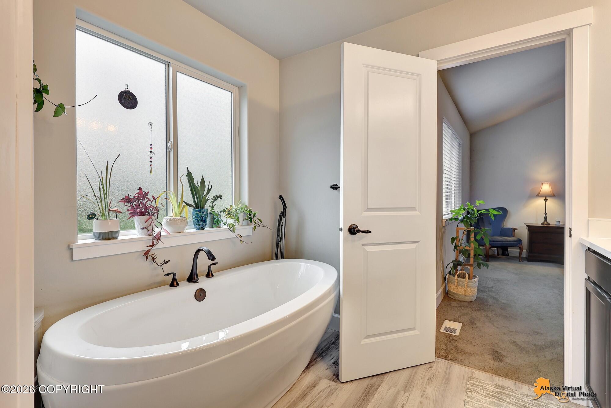 8102 Grayhawk Circle Property Photo 40