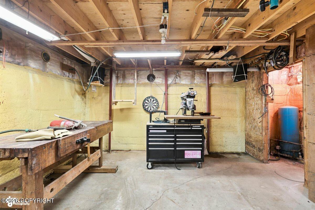 946 N Satisfied Drive Property Photo 37