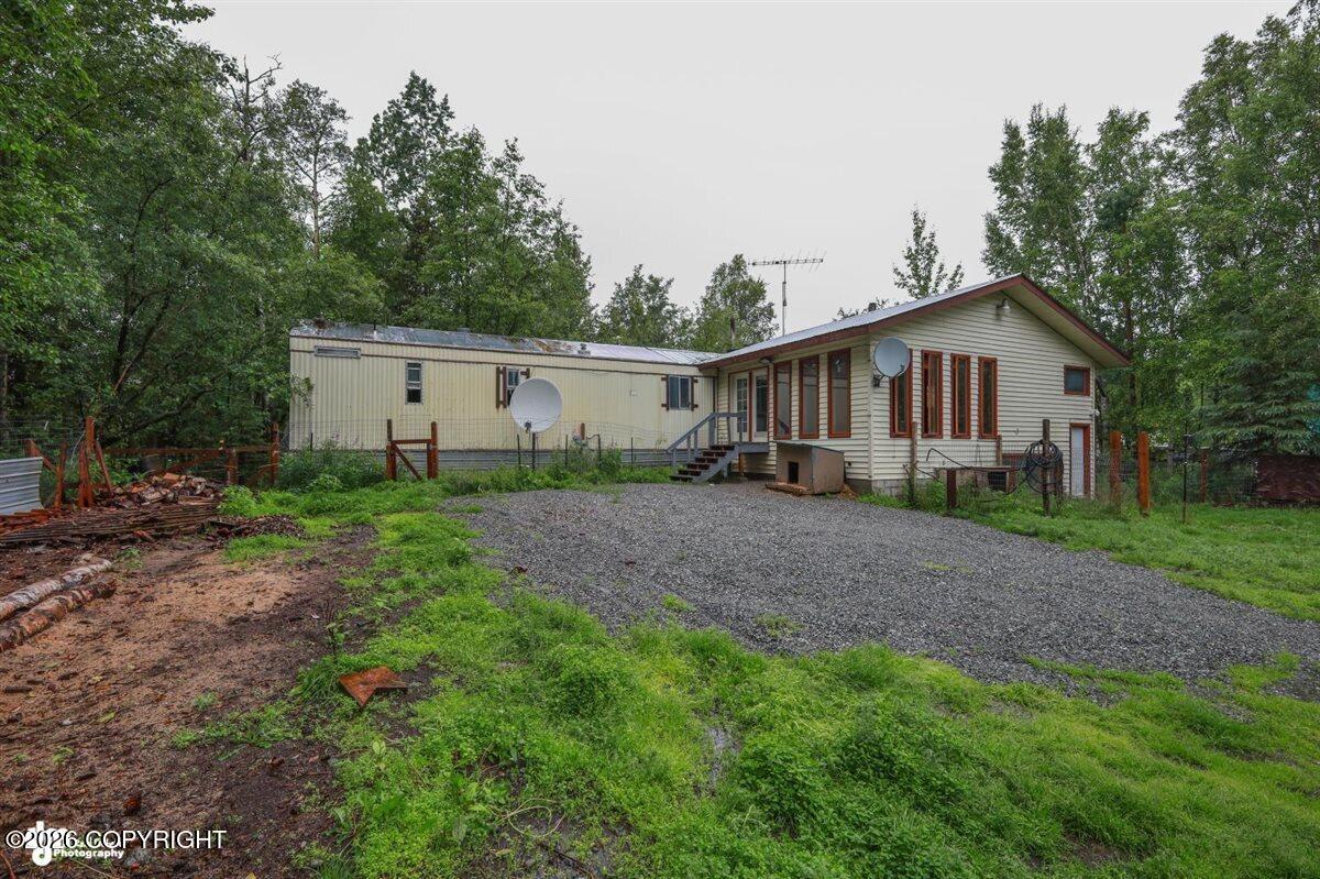 946 N Satisfied Drive Property Photo 39