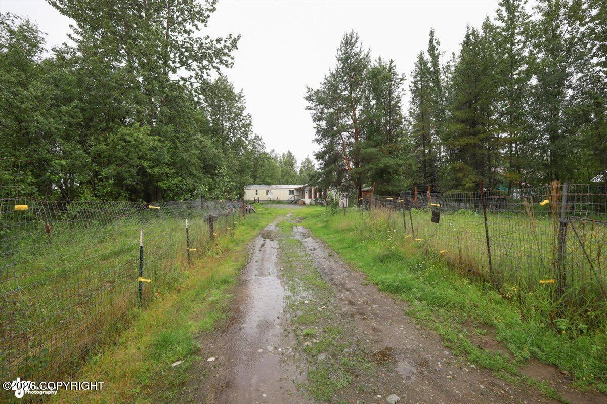 946 N Satisfied Drive Property Photo 41