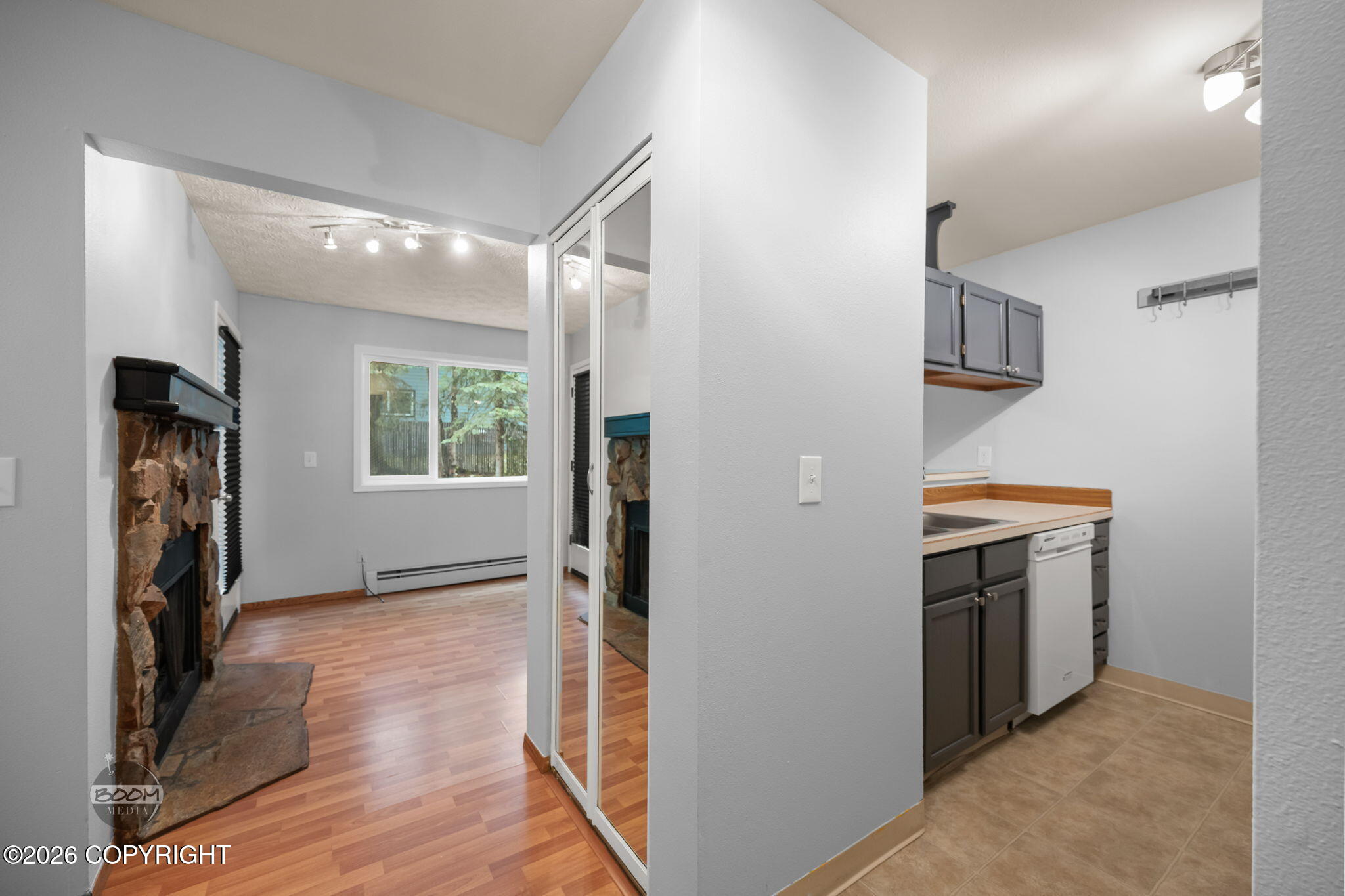 5018 E 43rd Avenue #2 Property Photo 16