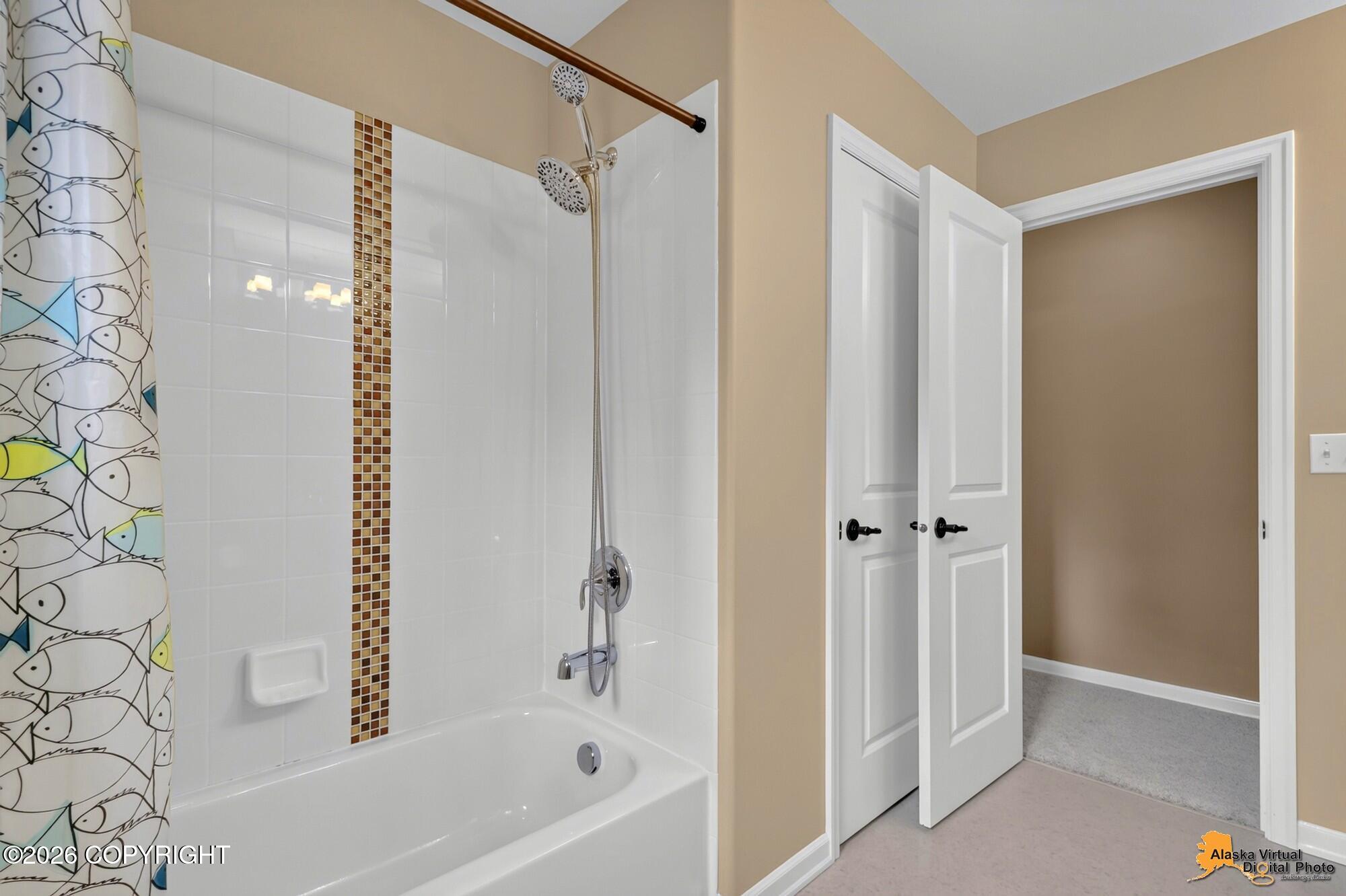 8977 Valley Brook Circle Property Photo 24