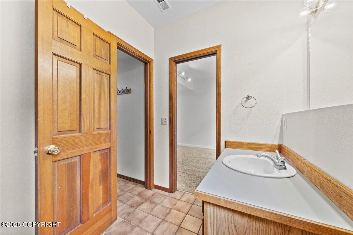 10521 Constitution Circle Property Photo 37