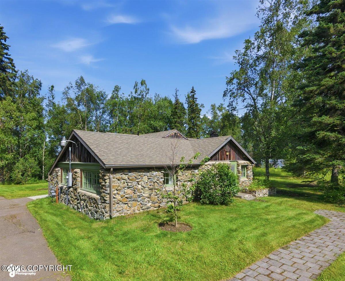 1359 Bannister Drive Property Photo 2