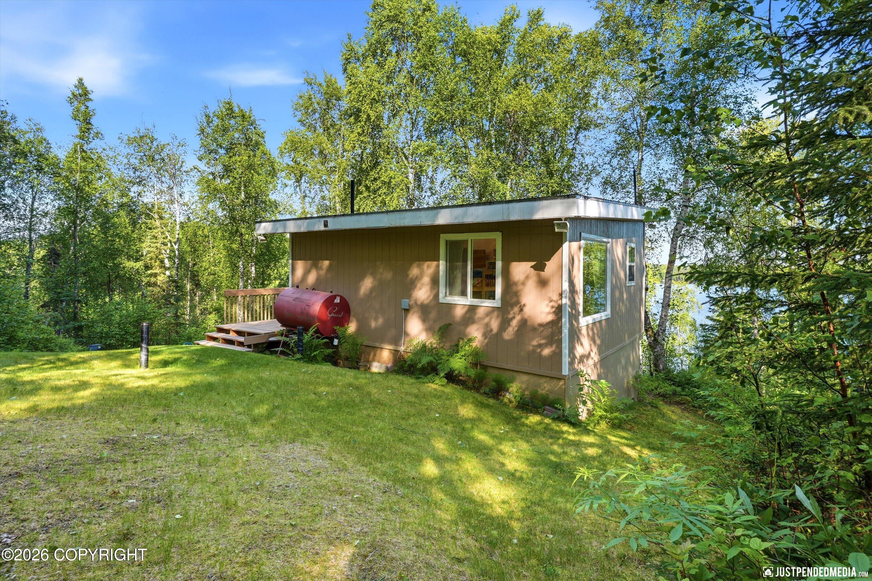 L8 Flat Lake Heights Property Photo 3