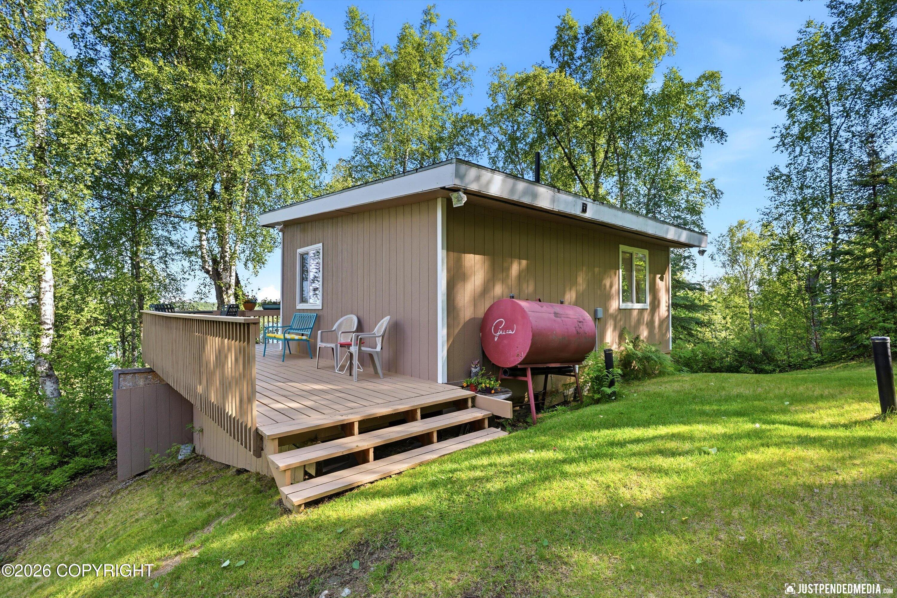 L8 Flat Lake Heights Property Photo 4