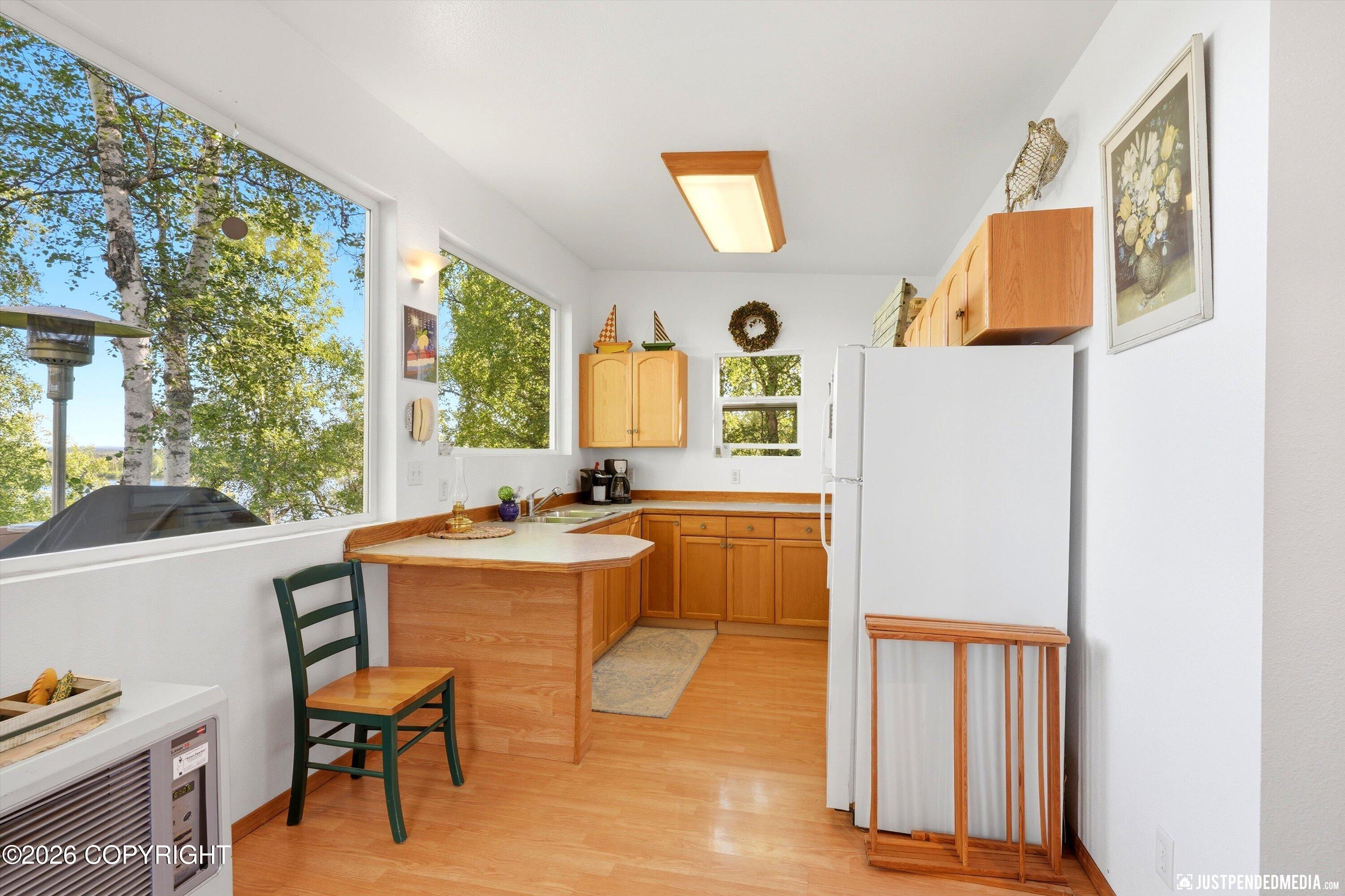 L8 Flat Lake Heights Property Photo 12