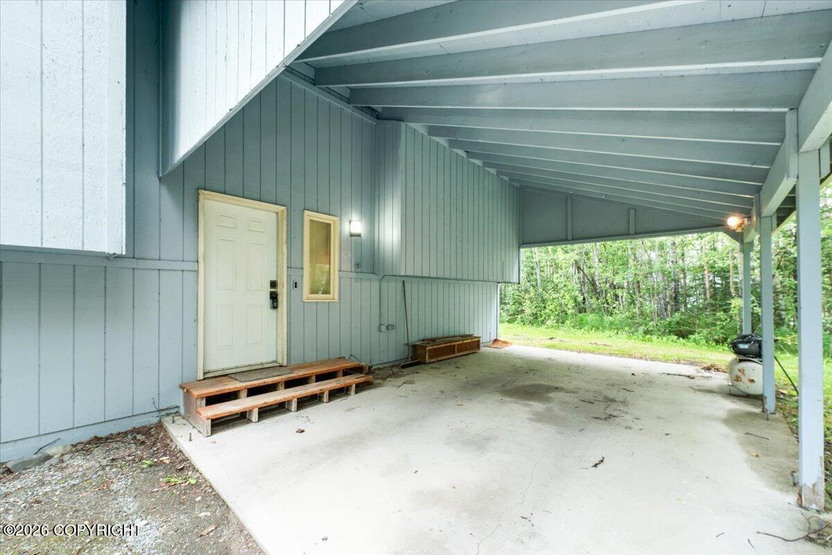 201 W Ponderosa Loop Property Photo 4