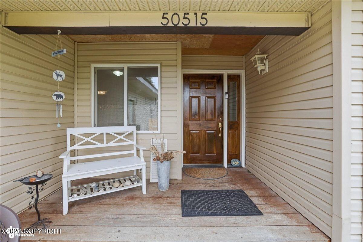 50515 Sterling Highway Property Photo 2
