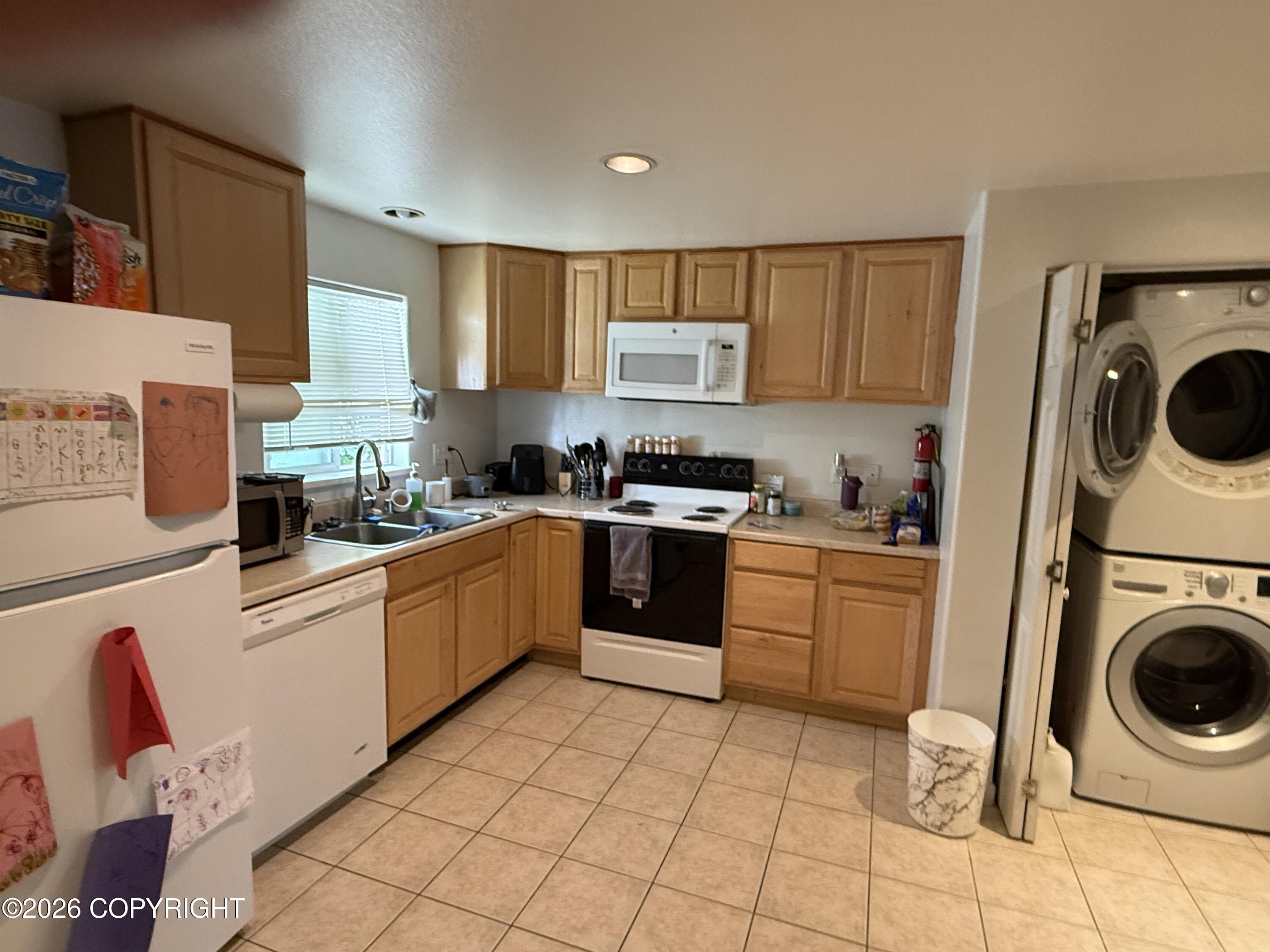 1075 Eagle Street Street Property Photo 6