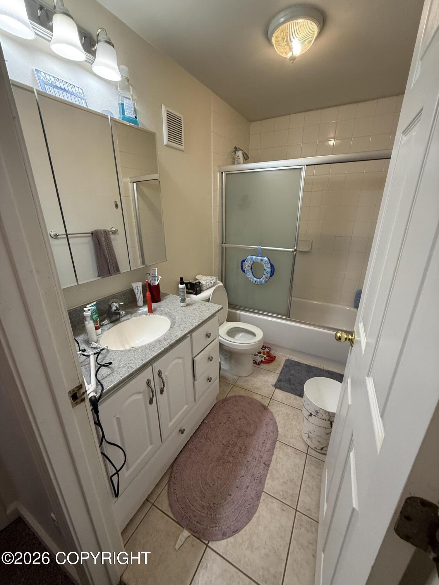 1075 Eagle Street Street Property Photo 8