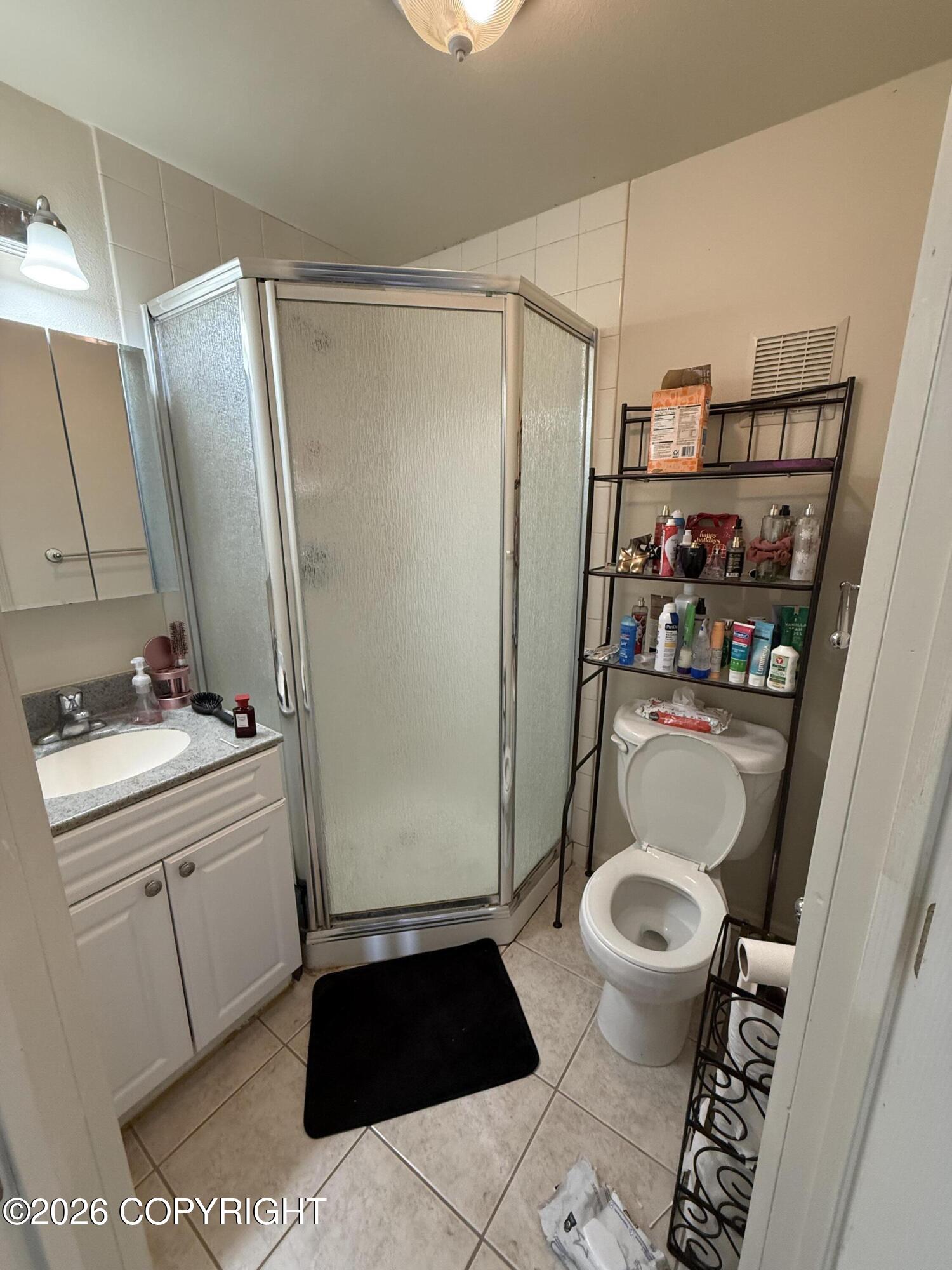 1075 Eagle Street Street Property Photo 9
