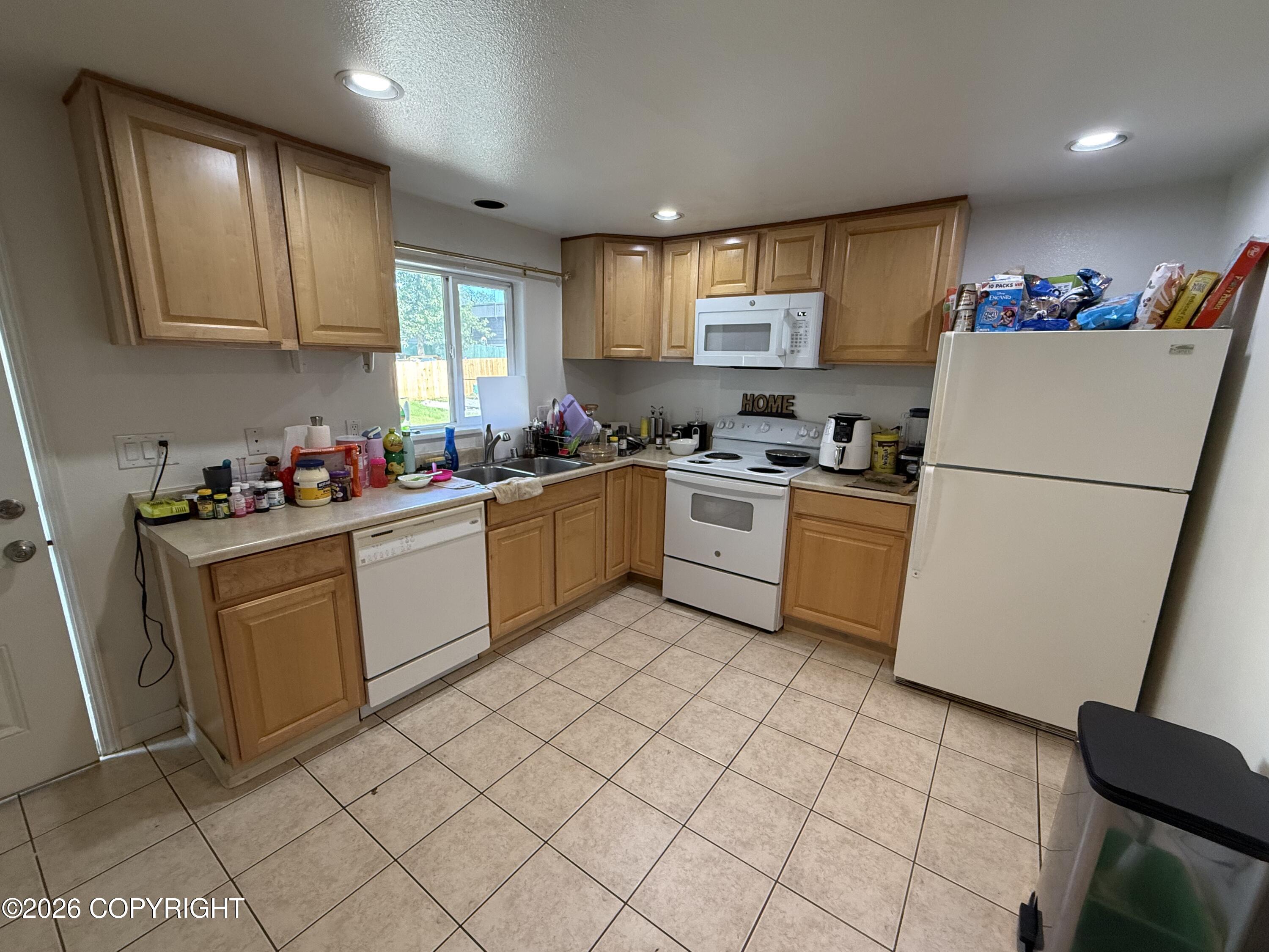 1075 Eagle Street Street Property Photo 10