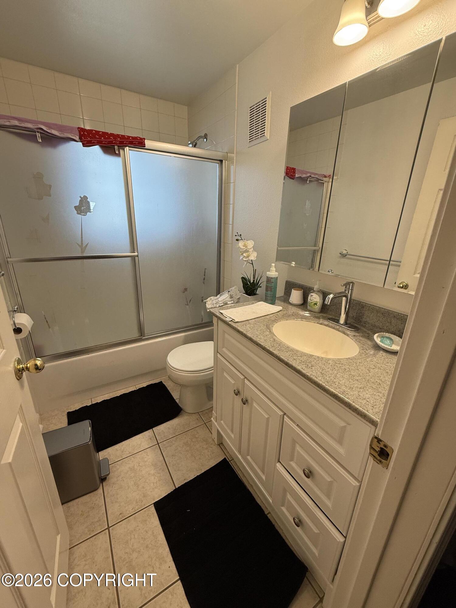 1075 Eagle Street Street Property Photo 11