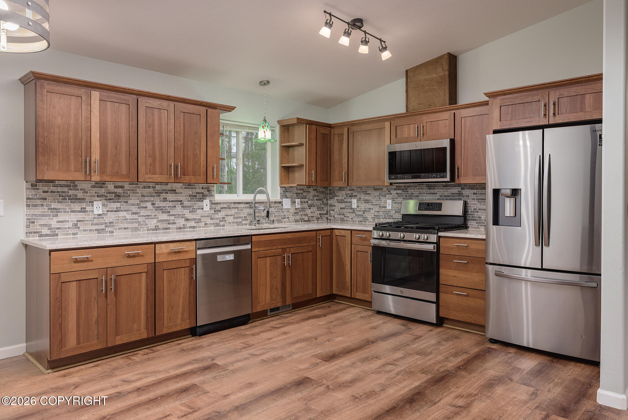 7051 W Cambridge Drive Property Photo 1