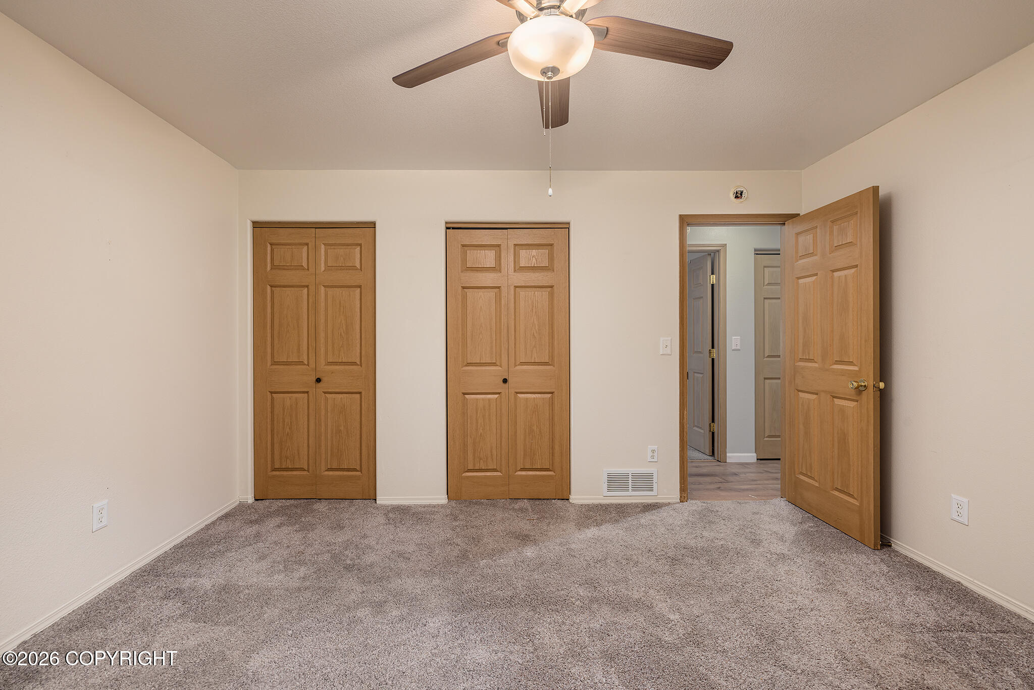 7051 W Cambridge Drive Property Photo 11