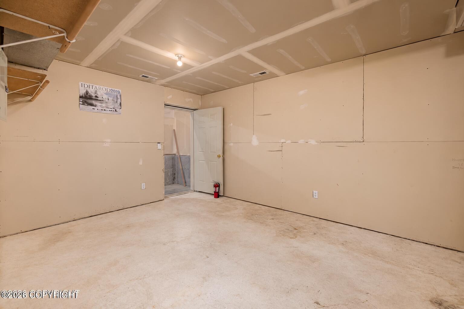 7051 W Cambridge Drive Property Photo 21
