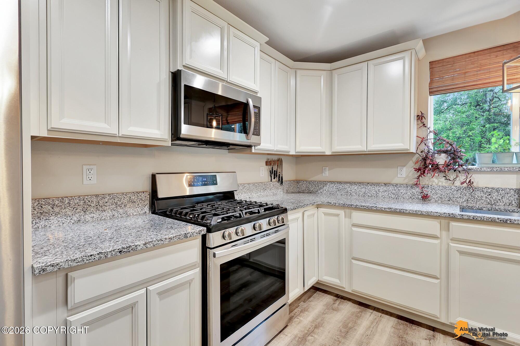 680 E Diamond Wood Way Property Photo 10