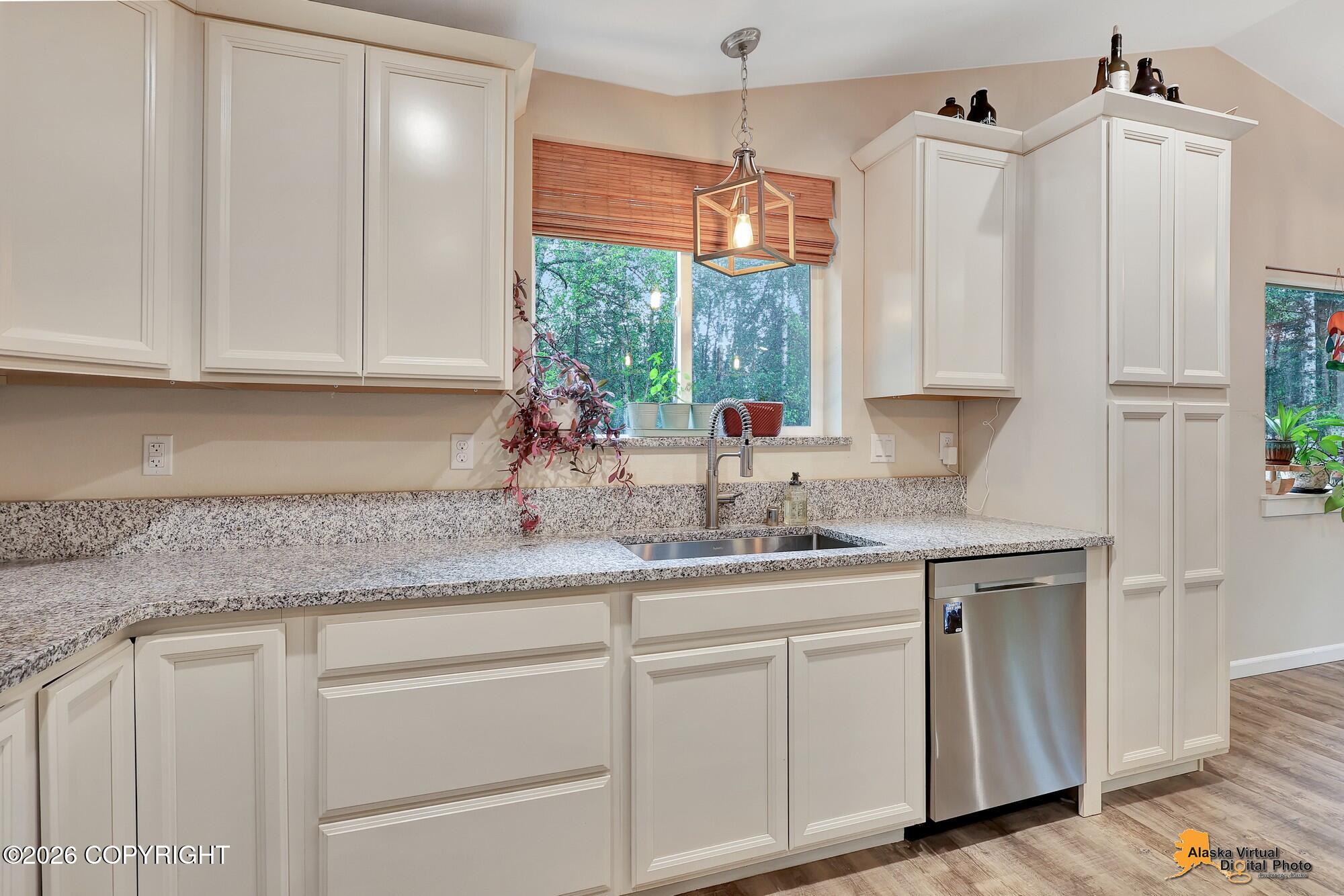 680 E Diamond Wood Way Property Photo 11