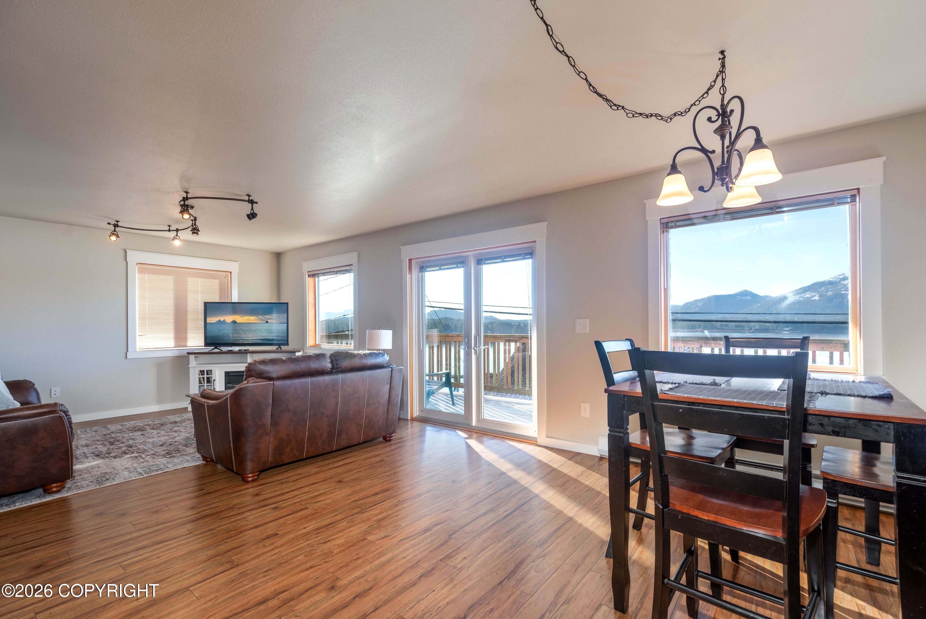 1254 Water Street Property Photo 4