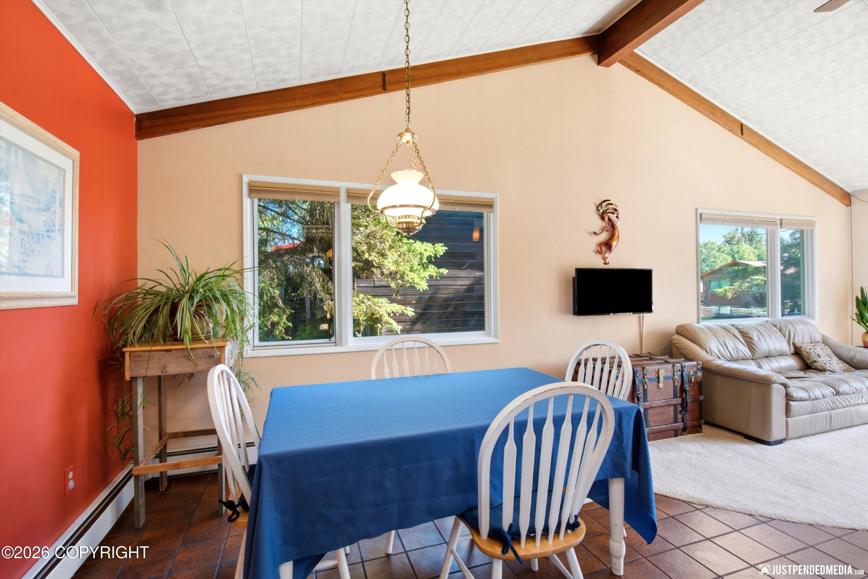 1909 N Salem Drive Property Photo 18