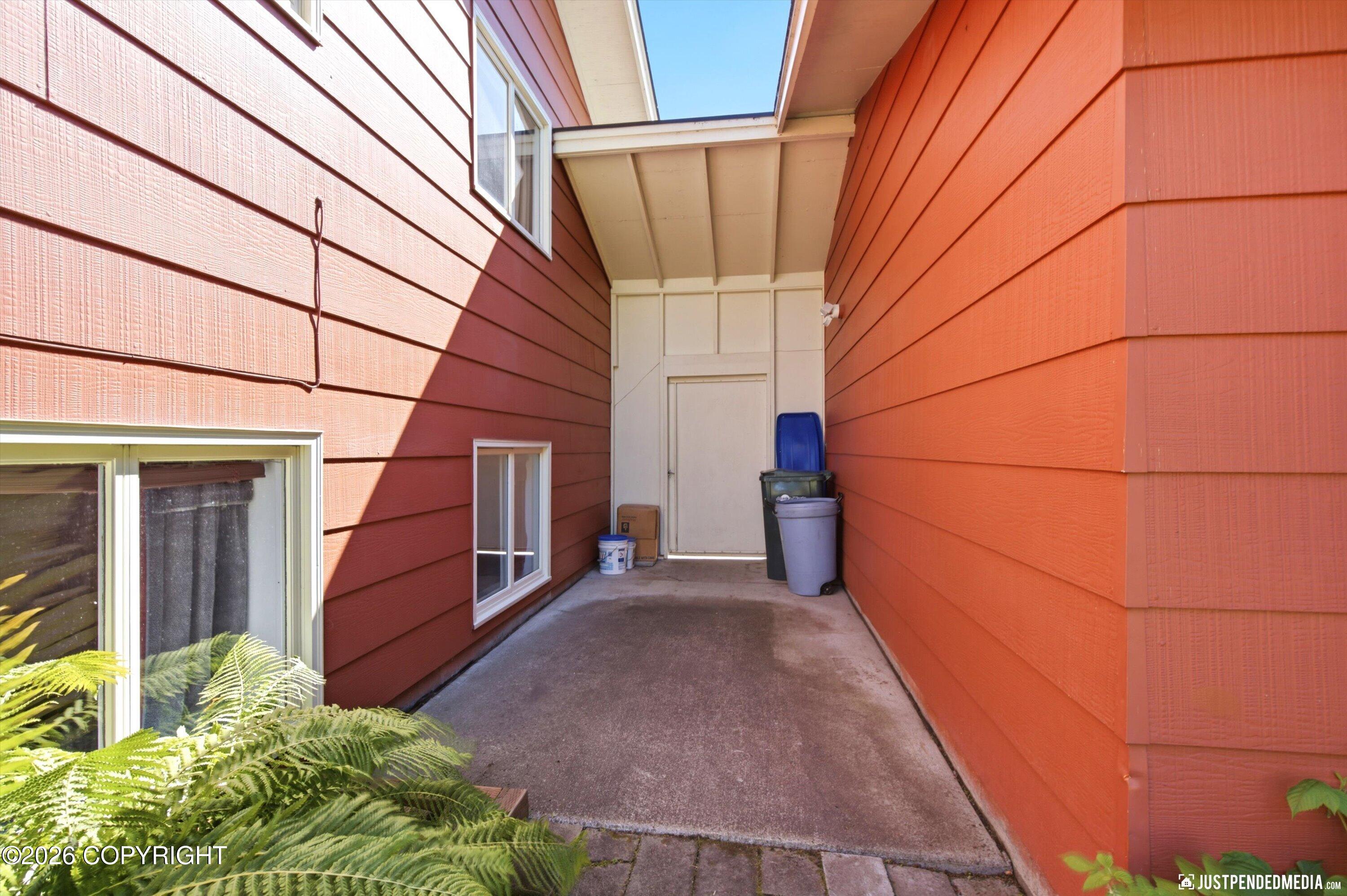 1909 N Salem Drive Property Photo 48