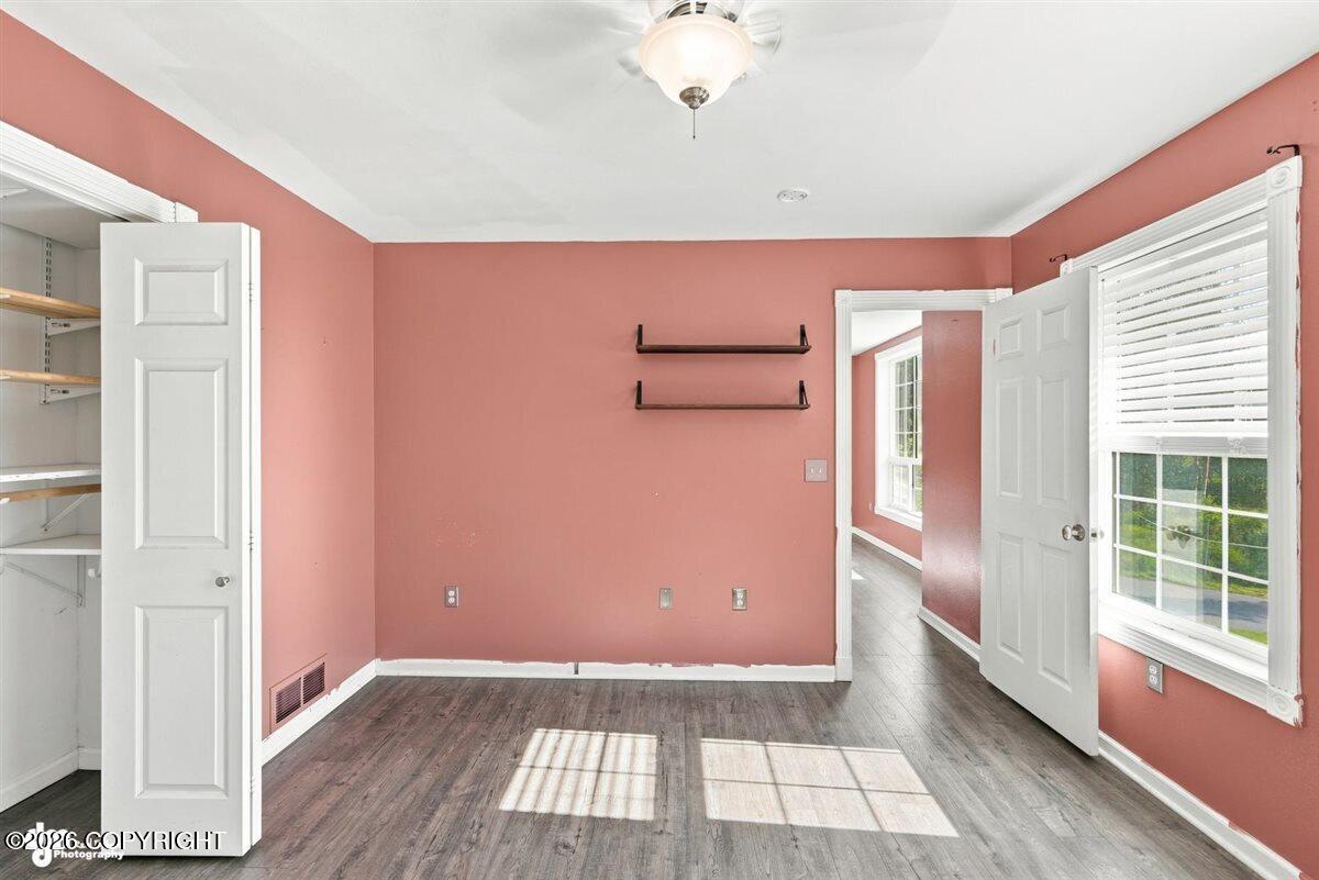 1825 S Creekside Drive Property Photo 33
