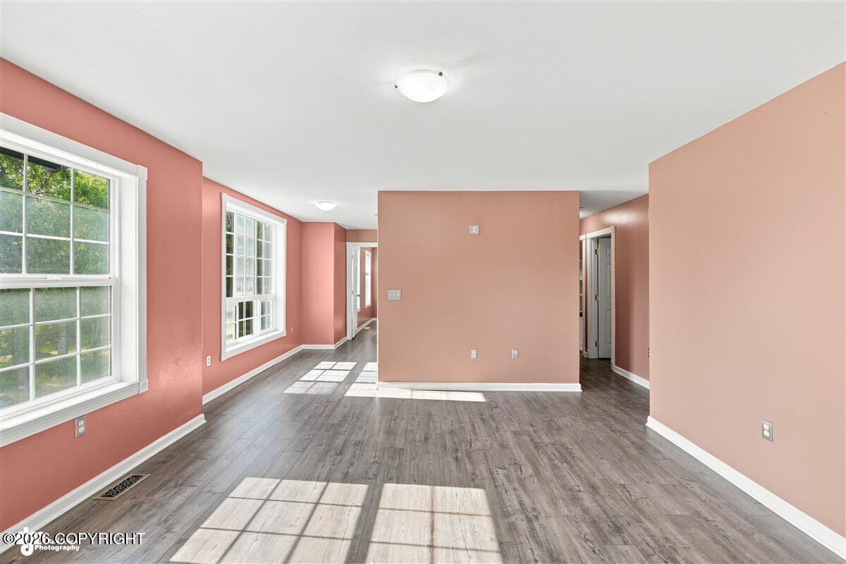 1825 S Creekside Drive Property Photo 37