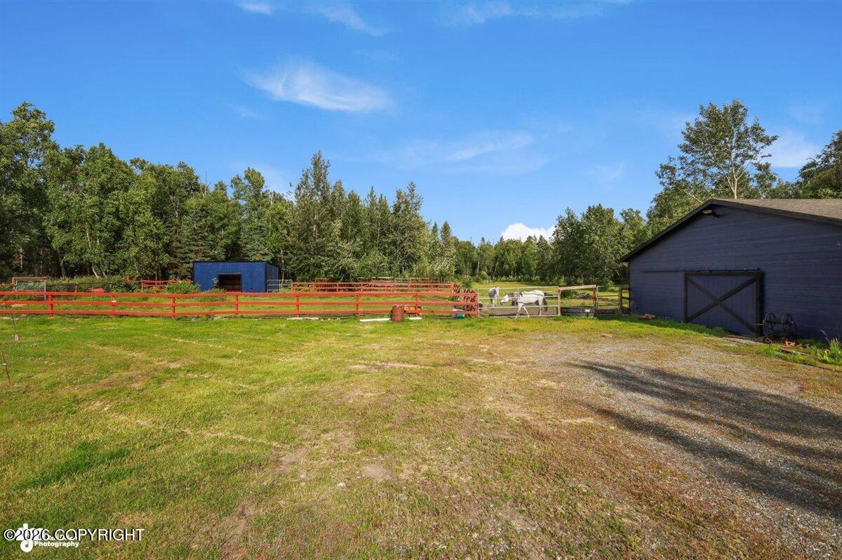 1825 S Creekside Drive Property Photo 69