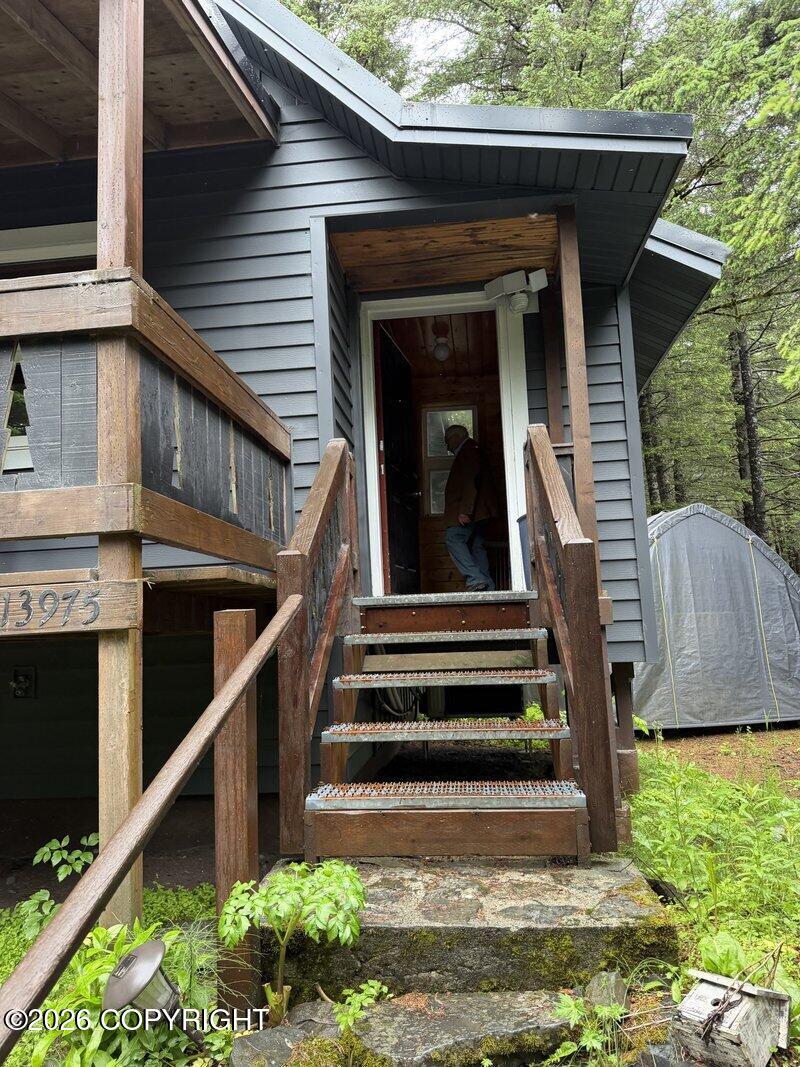 13975 Beach Drive Property Photo 12