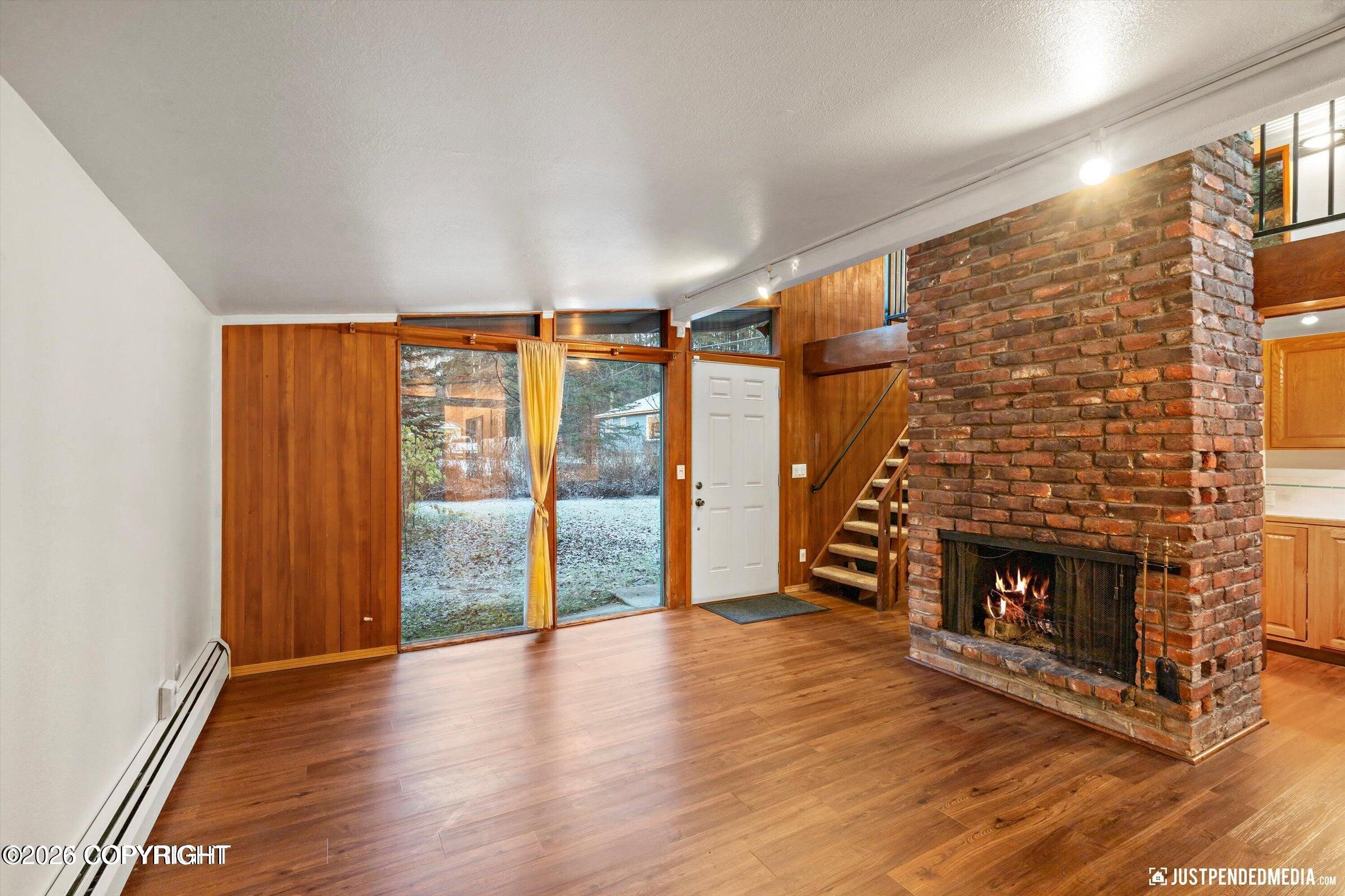 2140 Dawson Street Property Photo 3