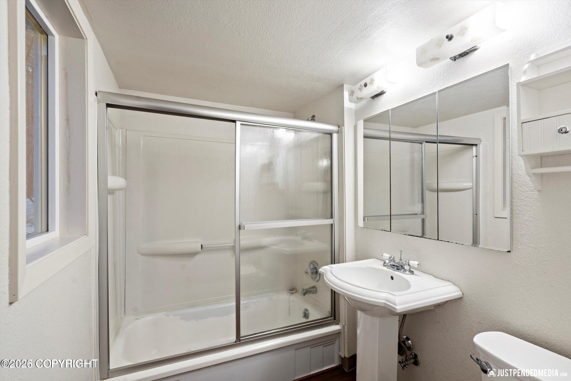 2140 Dawson Street Property Photo 12