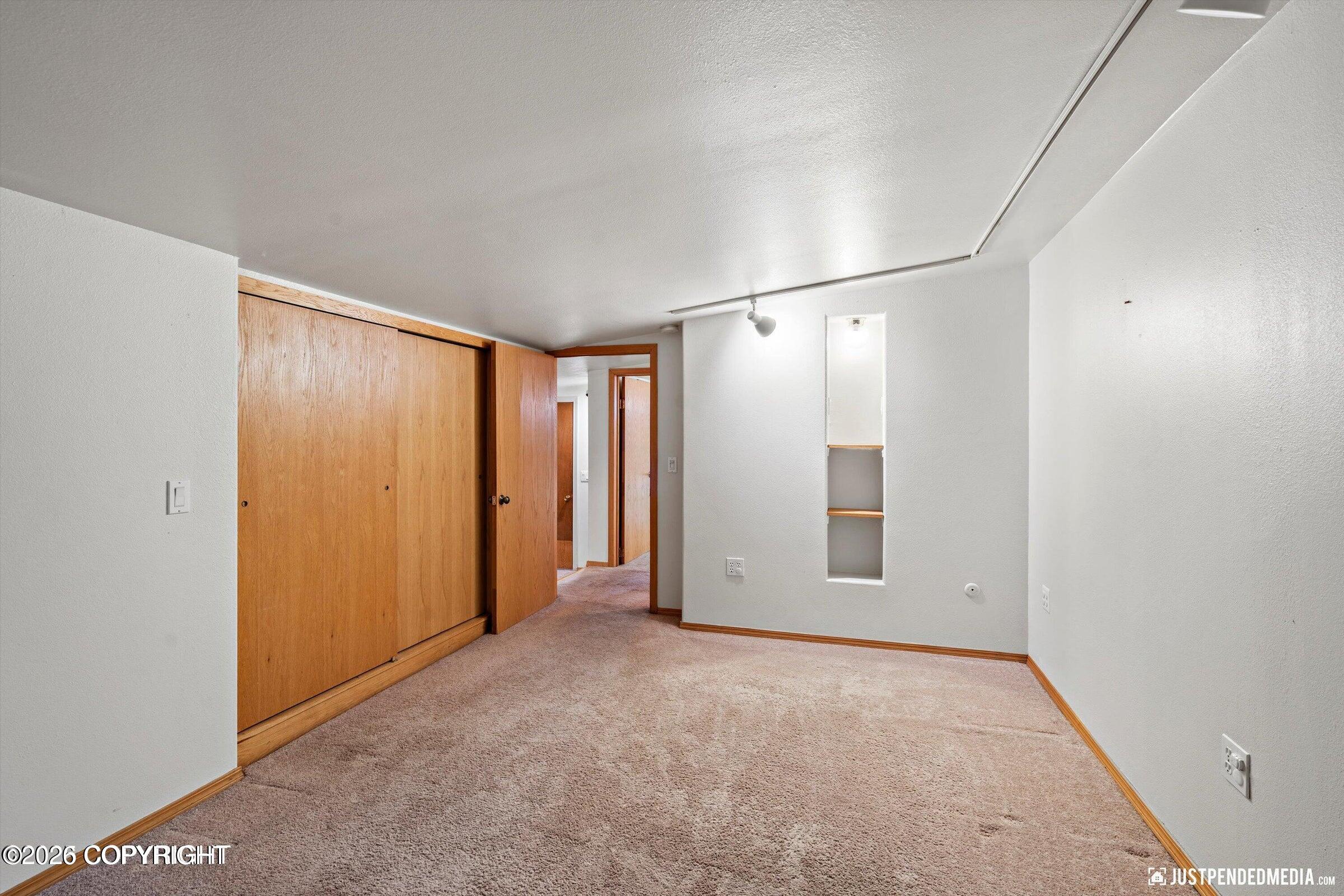 2140 Dawson Street Property Photo 18