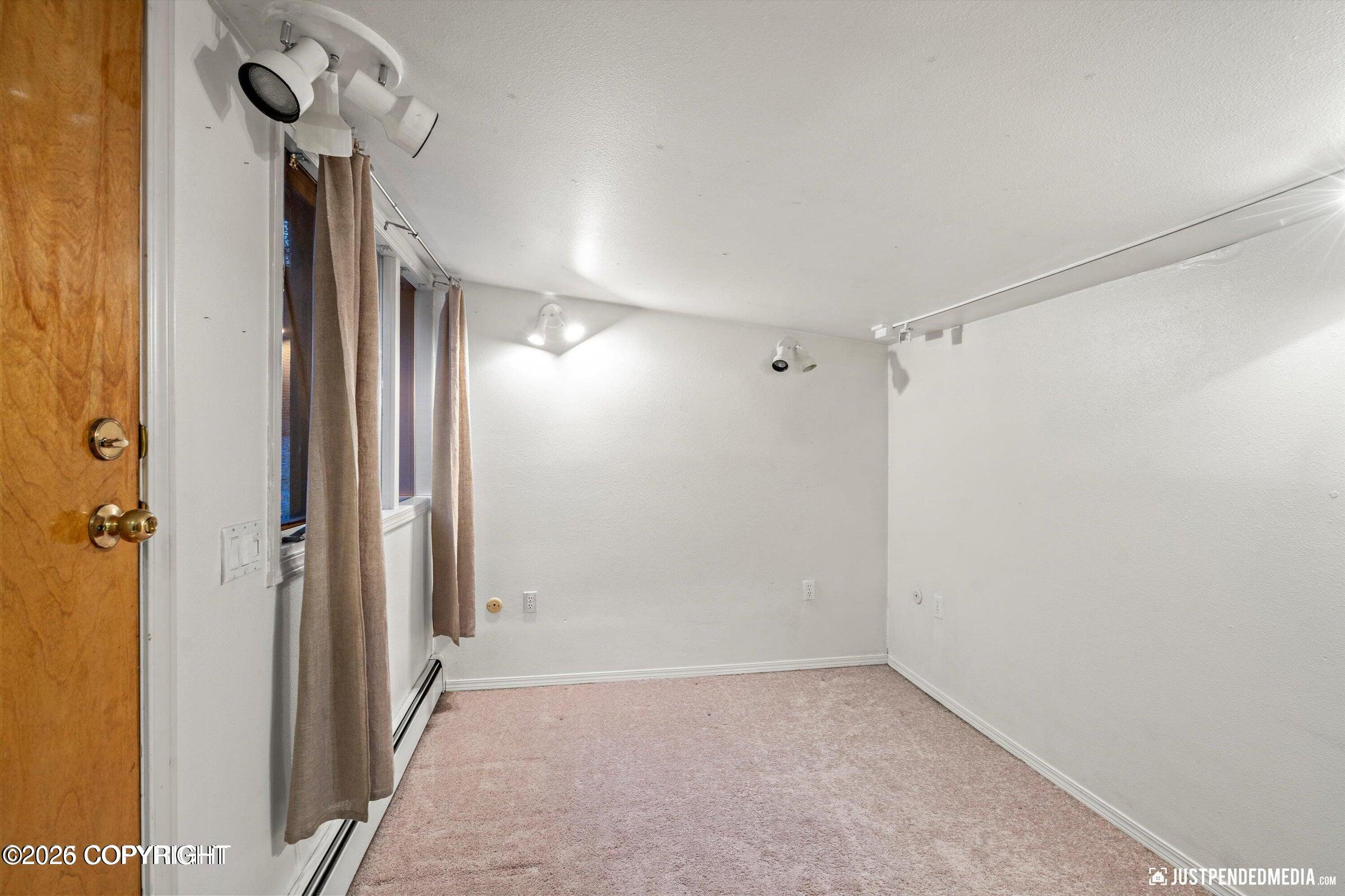 2140 Dawson Street Property Photo 24