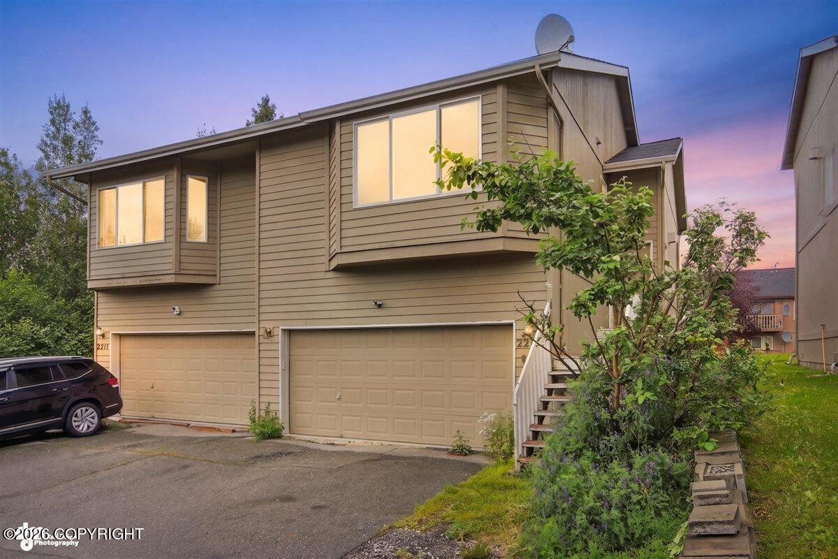 2213 Ridgemont Drive Property Photo 1