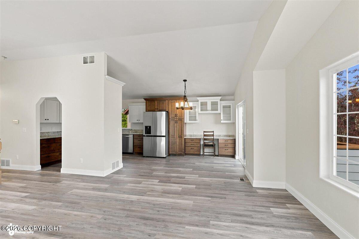 1010 Bentree Circle Property Photo 6