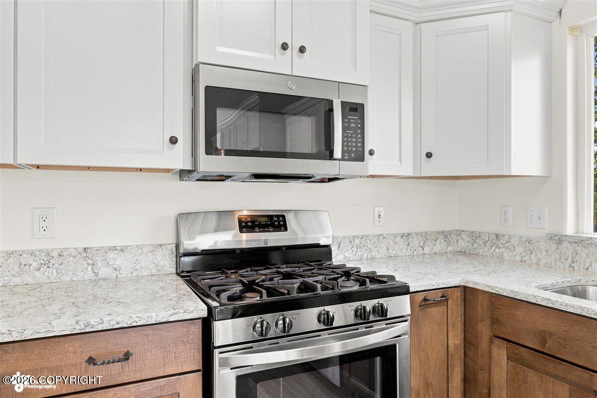 1010 Bentree Circle Property Photo 11