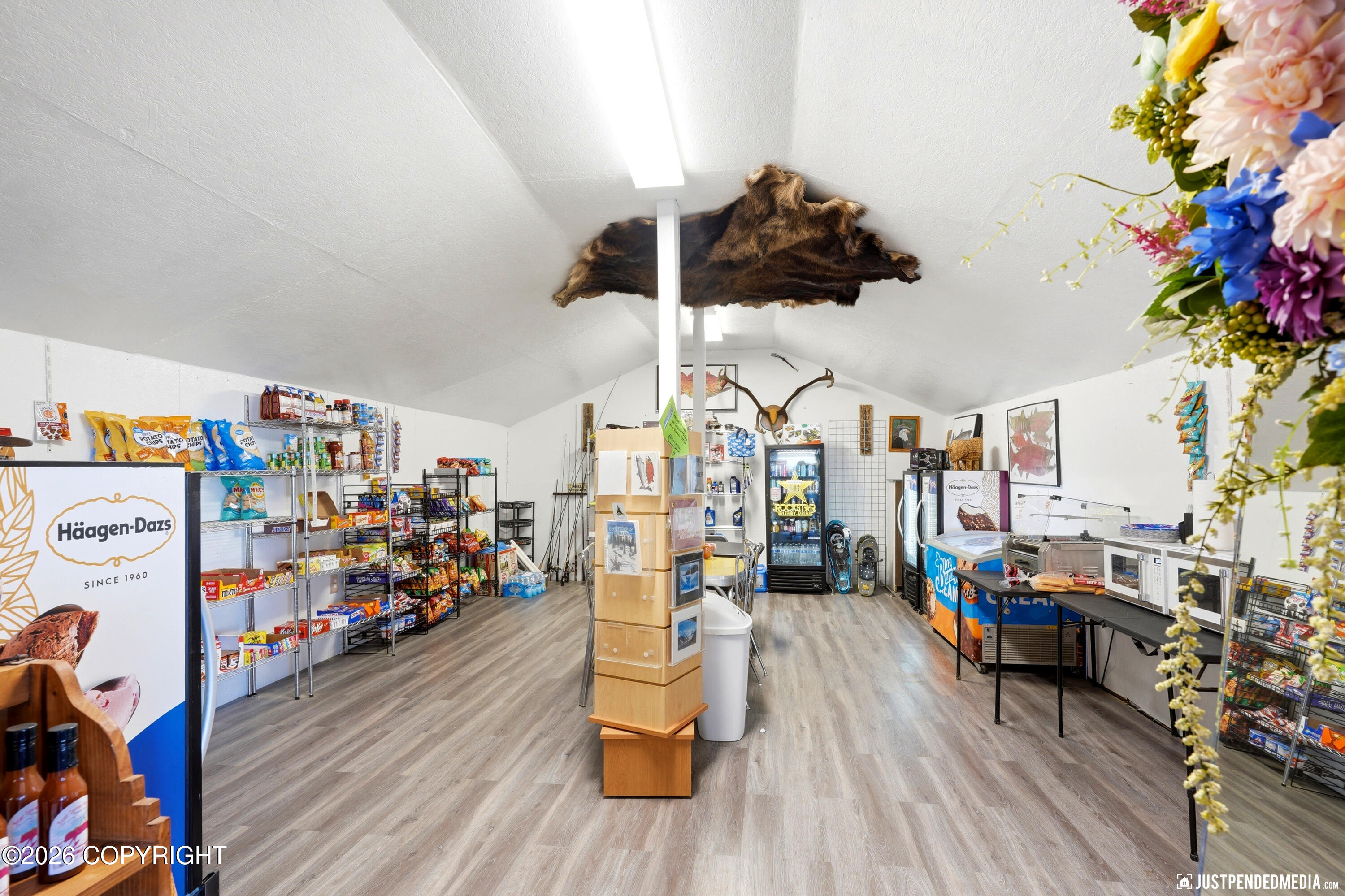6791 Glenn Highway Property Photo 3