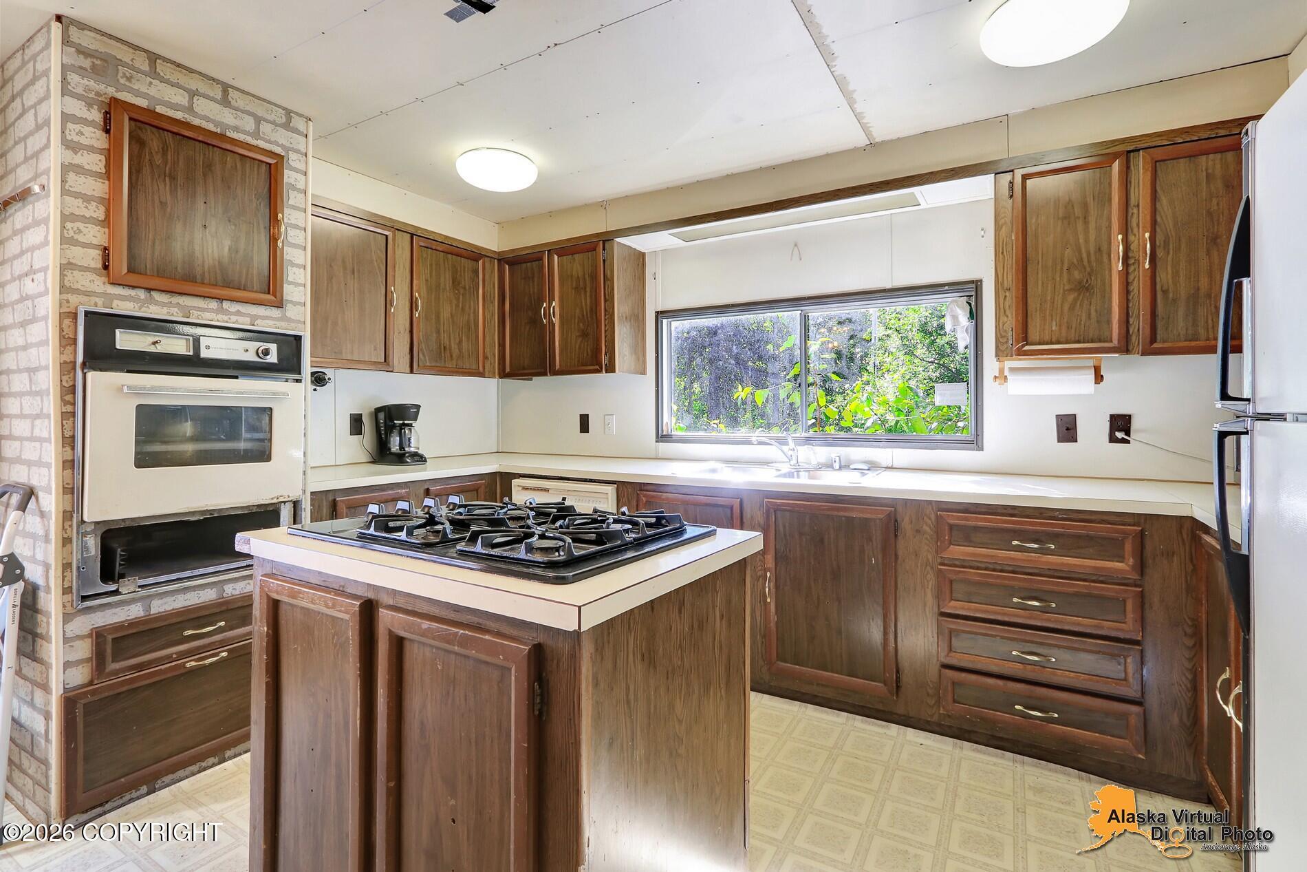 2352 N River Circle Property Photo 17