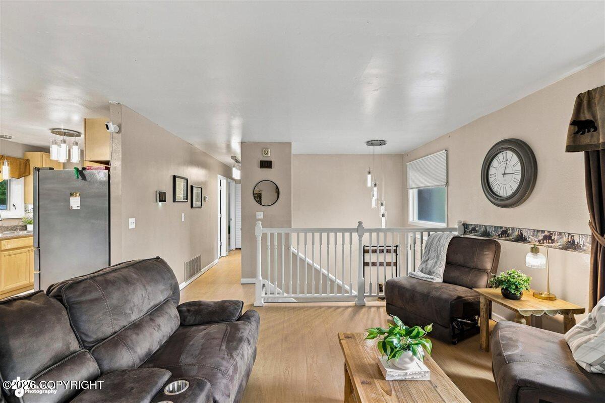 18421 Second Street Property Photo 9